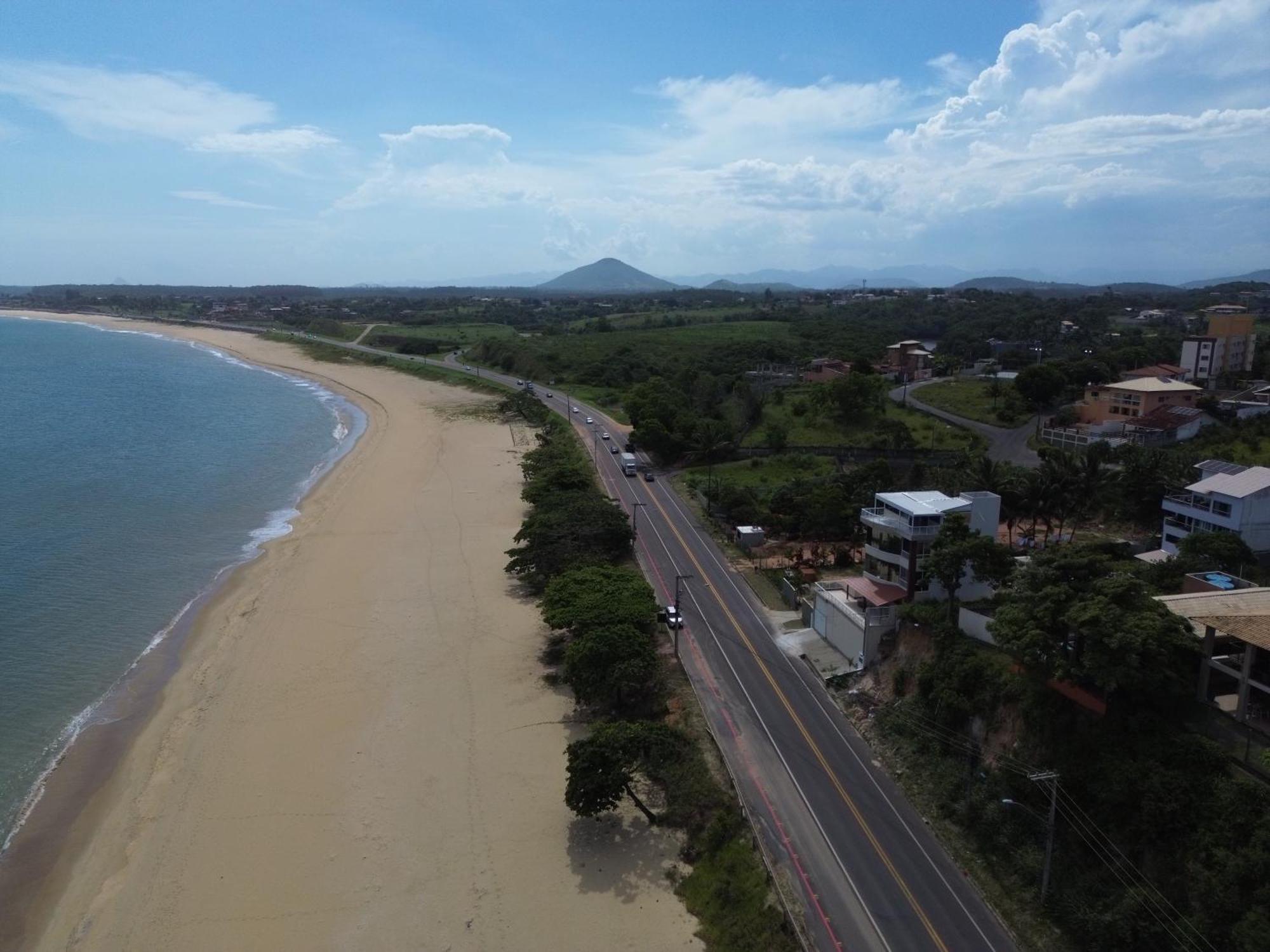 Ipe Amarelo - Frente Ao Mar Na Praia De Meaipe, Guarapari Exterior foto